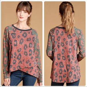 Long Sleeve Raglan Top 🐆 NOW AVAILABLE 🐆